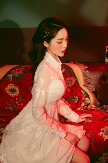 湿濡的女人在线